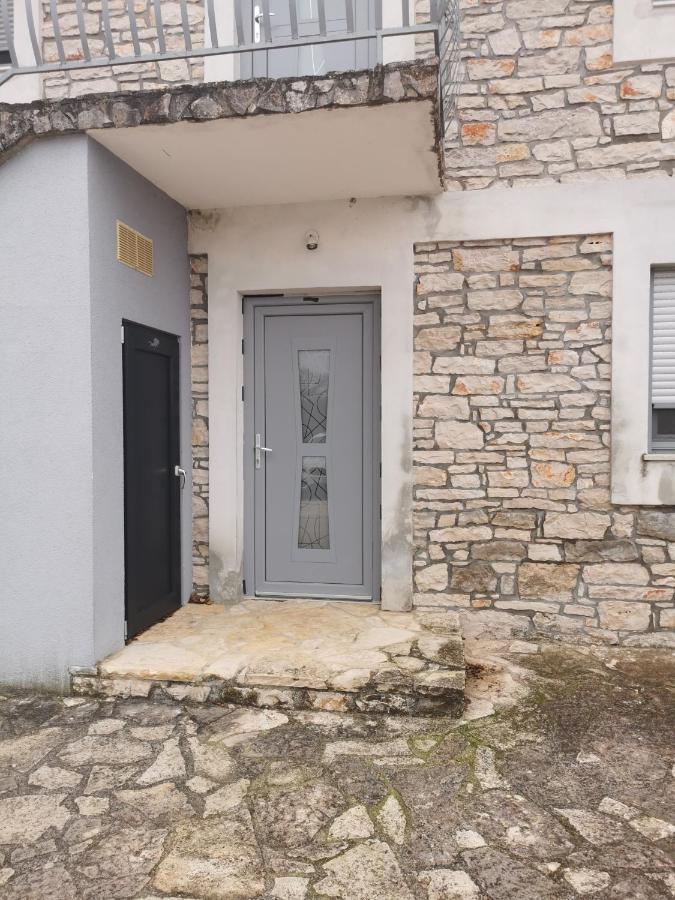 Meressa Paolia Apartments Novigrad  Exterior photo