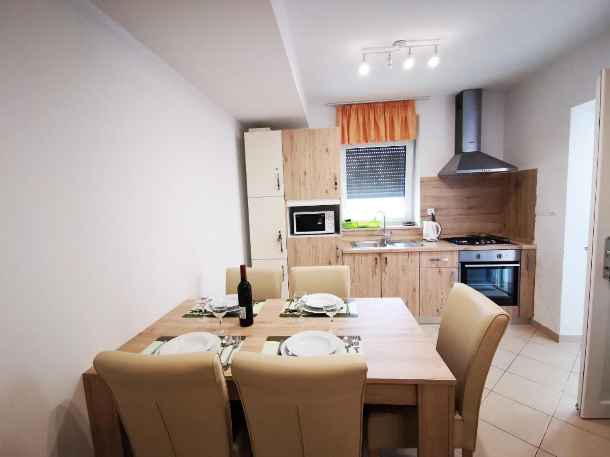 Meressa Paolia Apartments Novigrad  Exterior photo