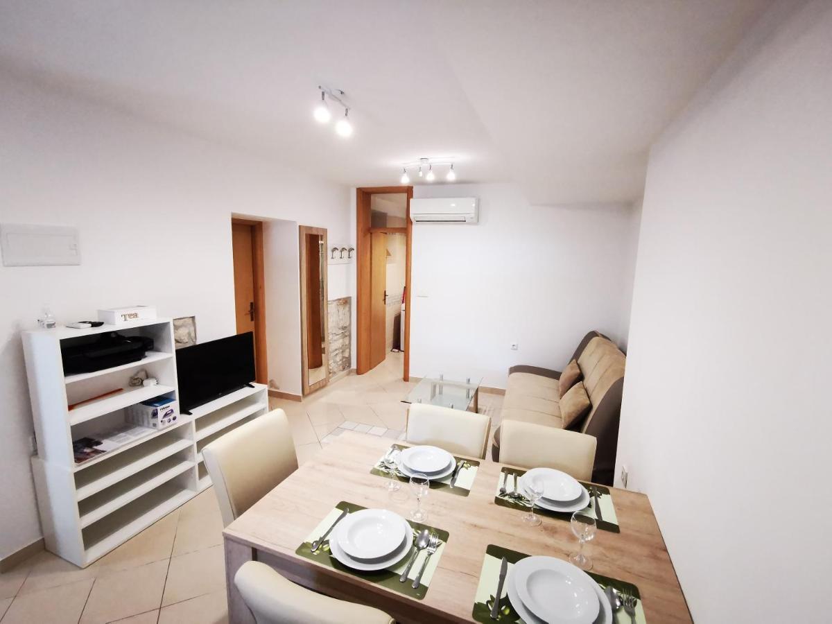 Meressa Paolia Apartments Novigrad  Exterior photo