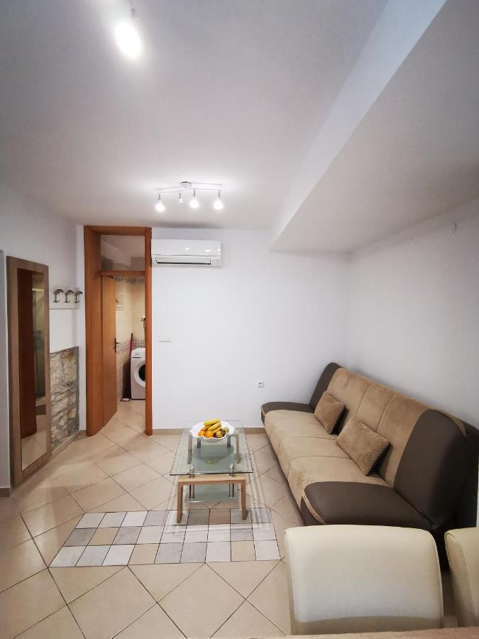 Meressa Paolia Apartments Novigrad  Exterior photo