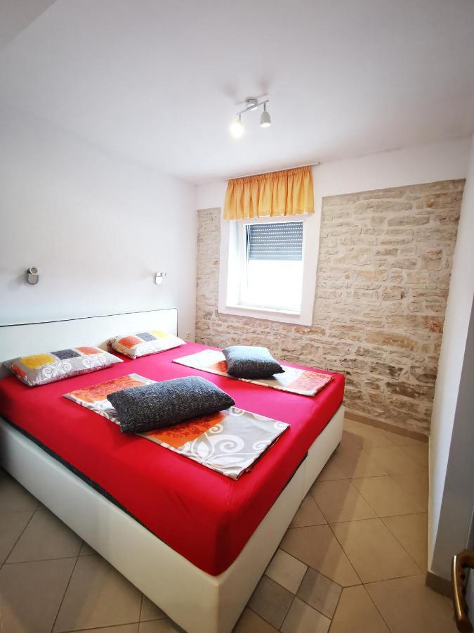 Meressa Paolia Apartments Novigrad  Exterior photo