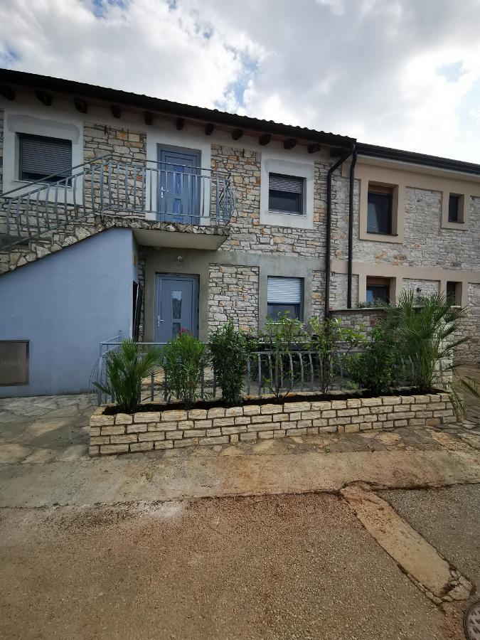 Meressa Paolia Apartments Novigrad  Exterior photo