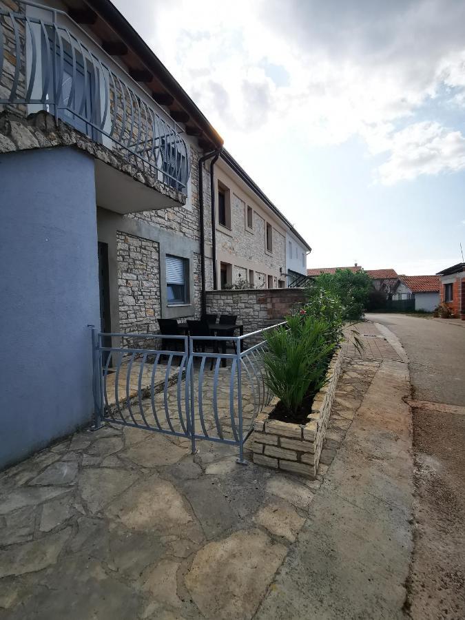 Meressa Paolia Apartments Novigrad  Exterior photo